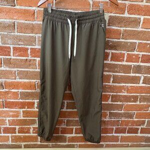 Vuori Women's Weekend Joggers Olive Green Size XXS